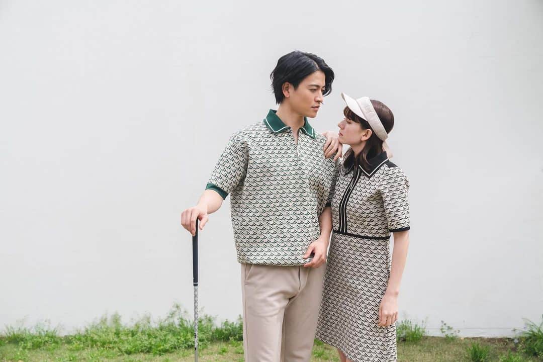仲田克也のインスタグラム：「ゴルフウェアブランド⛳️ @lenan_golf ルナンさん✨  この度イメージモデルを務めさせて頂きました(^^)  前回もお声がけ頂いたのですが、 スケジュール合わずで今回やっと実現✌️✌️  男女それぞれ着れるゴルフウェアが揃っており⛳️ 生地も柔らかく、かたちもお洒落✨  スポーツしながらファッションも楽しめるって良いよね(^^)  ちなみに僕が着てるウェアは、 ビックシルエットのようなサイズ感だから、 女性がきても可愛いと俺は思ってます👍  近々、ゴルフに行くので写真も載せますね😉  お楽しみにーーーー☺️  #ゴルフウェア #ルナン #golfwear  #LENAN」