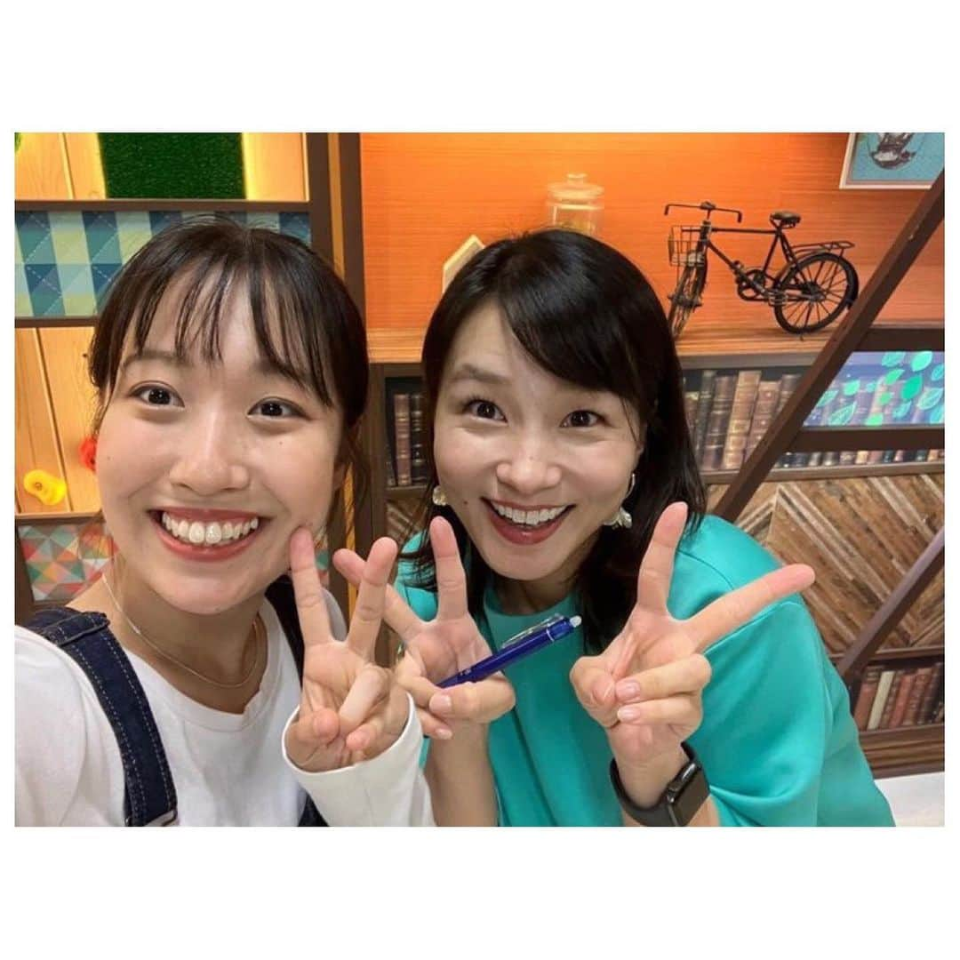 去来川奈央さんのインスタグラム写真 - (去来川奈央Instagram)「. 本日はベイコムへ🎵  今週も『週刊Bayニュース 』 よろしければ是非ご覧ください📺🎉  #チームベイコム 中継リポーターのお仕事で来ていた #くわがた心 ちゃんと 久〜しぶりに！会えました🤤❤️わ〜  原稿下読み中で、 ボールペン握ってる…✒️笑  #ベイコム #bayニュース #尼崎 #大阪市 #西宮 #伊丹  #週刊bayニュース」8月31日 17時32分 - nao.isagawa