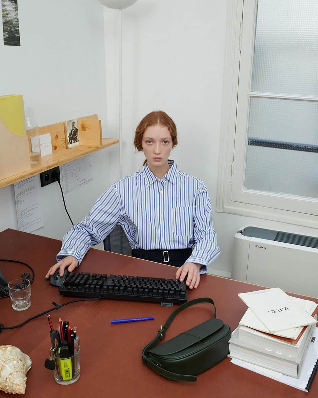 アーペーセーのインスタグラム：「Make your office comeback in A.P.C. and look serious without taking yourself too seriously.   Show everyone who’s boss in our striped shirts #APCParis」