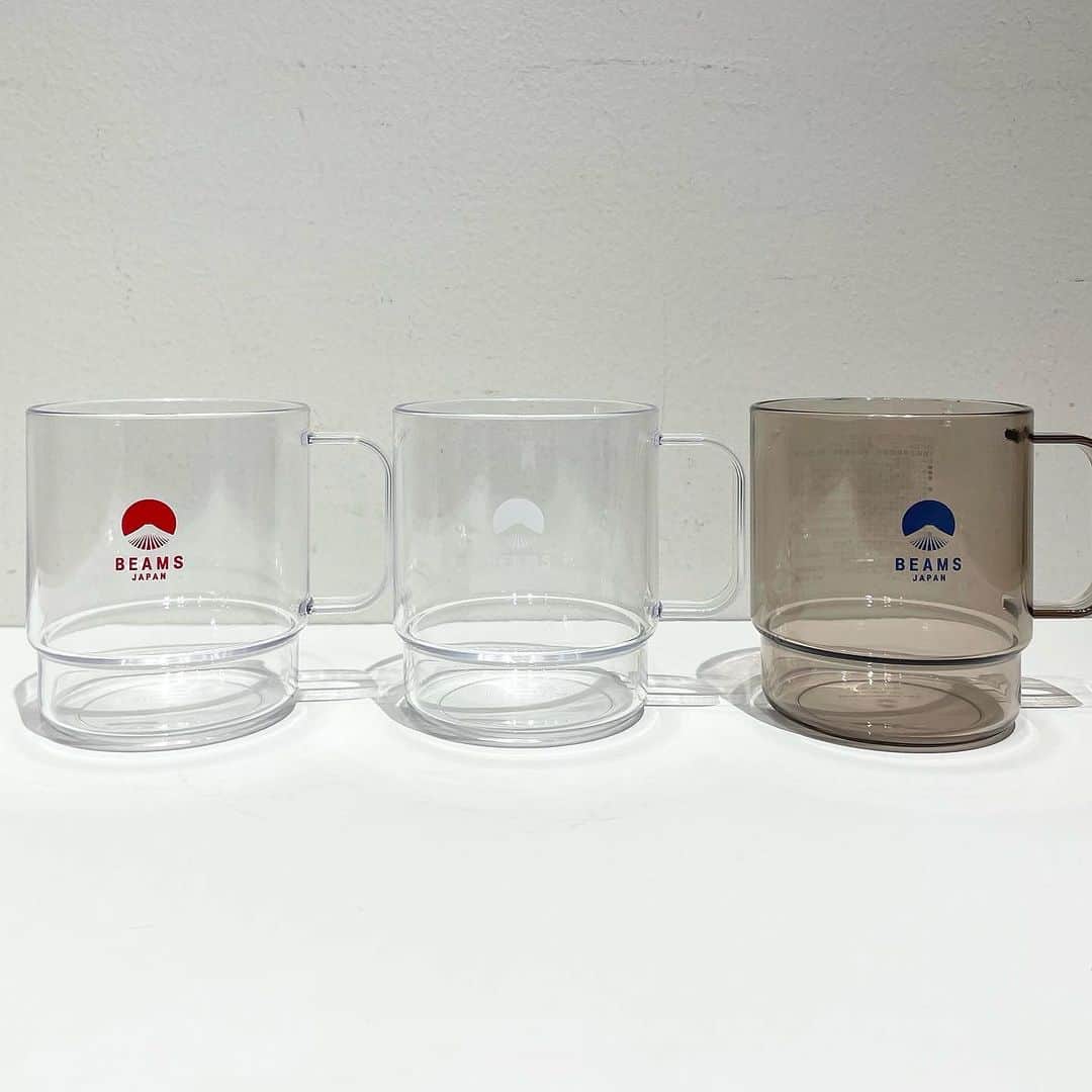 のインスタグラム：「＜BEAMS JAPAN ＞  ●ビームス ジャパン ロゴ トライタン スタッキング マグ Ver.2 Item No. 56-71-0476 ¥1,430-(inc.tax）  ●ビームス ジャパン ロゴ トライタン スタッキング マグ カラー Ver.2 Item No. 56-71-0477 ¥1,430-(inc.tax）  ※商品についてのお問い合わせは DM、又はお電話にて承っております。  お問い合わせ電話番号　 BEAMS JAPAN 1F ☎︎ 03-5368-7314  ーーーーーーーーーーーーーーーーーーーーーー  #beams  #beamsjapan  #beamsjapan1st  #ビームス #ビームスジャパン #日本製 #madeinjapan #日本の銘品」