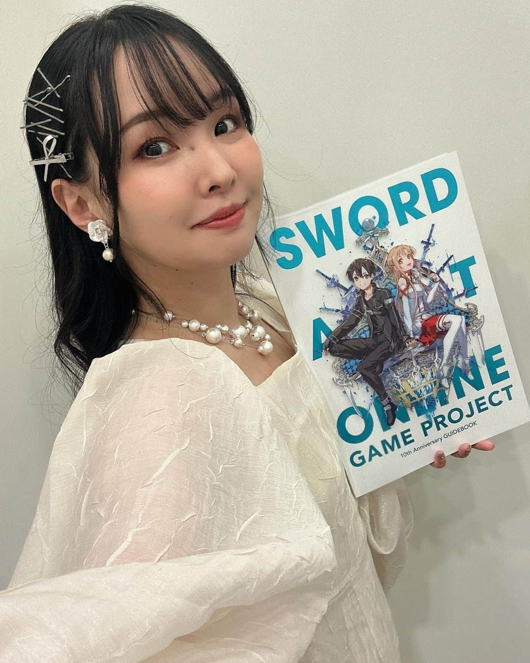 伊藤かな恵さんのインスタグラム写真 - (伊藤かな恵Instagram)「SAOゲーム攻略会議のときの写真だよー！  キャスト入れ替わりながら、 1日がっつりイベント！  ステージを作り上げてくださった皆さま！ 盛り上げてくださった皆さま！ ありがとうございました！  合間にみんなと写真を撮ったよ！  #松岡禎丞 くん #戸松遥 ちゃん #日高里菜 ちゃん #高垣彩陽 ちゃん #安元洋貴 さん #茅野愛衣 ちゃん #島崎信長 くん  朗読もできて嬉しかったです♪  #SAO #ゲーム攻略会議2023  #ユイ #伊藤かな恵」8月31日 18時03分 - kanae_1126_ito