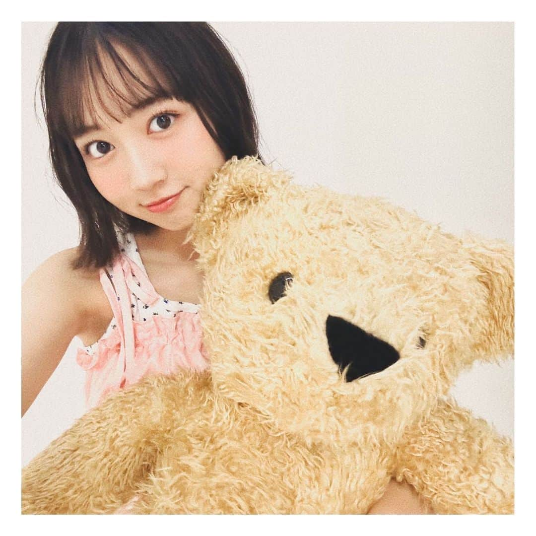 近藤結良のインスタグラム：「🧸🩷 「ニコモ一軍メイク ♯5 ゆらのボブモテ♡ナチュメイク」 * * 誌面に登場出来なかったくまちゃんと一緒に撮ったよ🙌🏻 いろいろ試した結果くまちゃんなしで撮影しました笑 * * ゆらの毎日メイクを紹介してるよ~ゆらなりのポイントとかもあるのでぜひチェックしてね✨ * * #ニコラ #nicola #ニコモ #ニコラ9月号発売中 #近藤結良 #ゆらふぉとぐらむ #07line #ボブ女子 #ボブヘアー #ボブ女子高生 #ガーリーメイク」