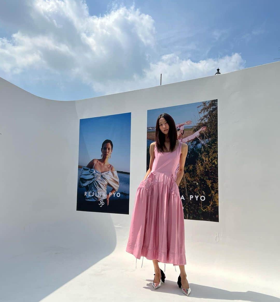 パク・ジヘのインスタグラム：「Last day of Aug💖」