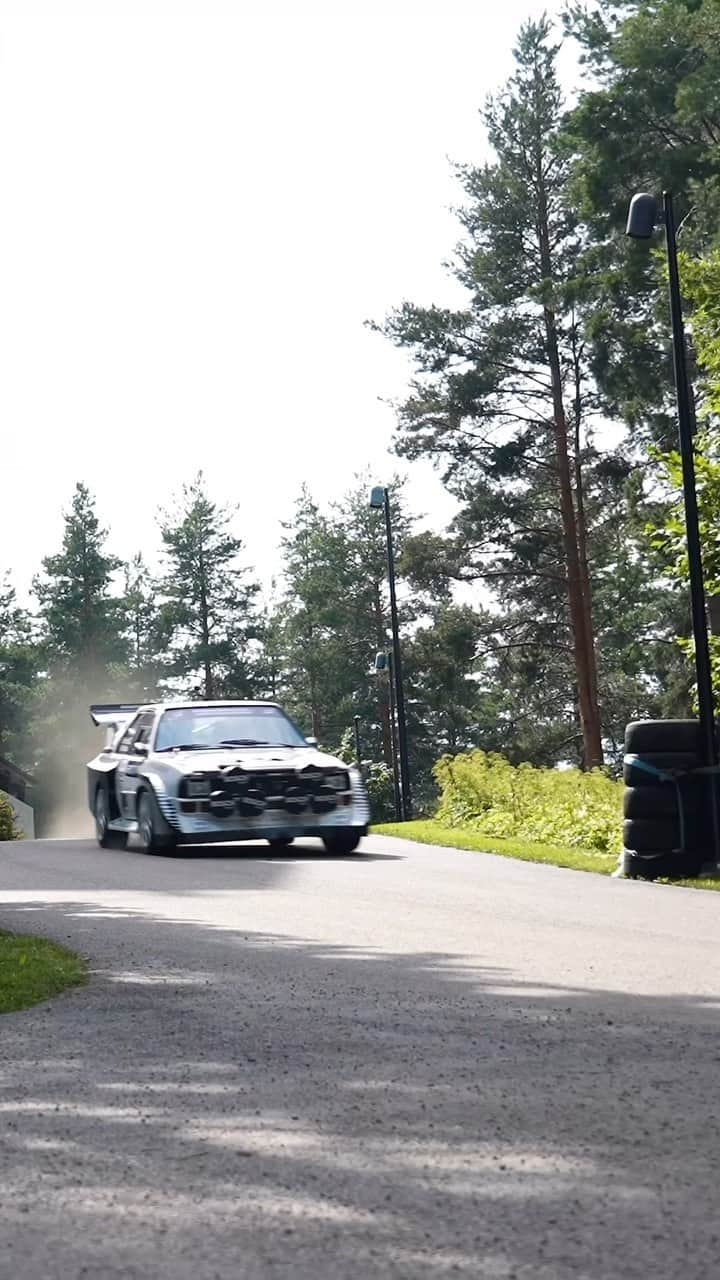 ヘイキ・コバライネンのインスタグラム：「An Audi Quattro that could save rallying 😯  Find out more about the car pushing for change in the race for sustainable rallying 💪   Link in our bio for the Full Video 🎥  #rally #rallying #audiquattro #sectoautomotive #rallyfinland #rallycar #groupb #wrc @sectolabs @sectoautomotive @heikkikovalainen @matiashenkola @jannihussi @lubricanfluids」