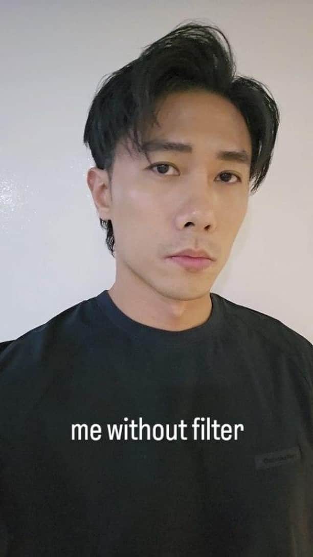 デスモンド・タンのインスタグラム：「With filter or without filter? Which do you prefer?  P.S. Might delete later 🤪」