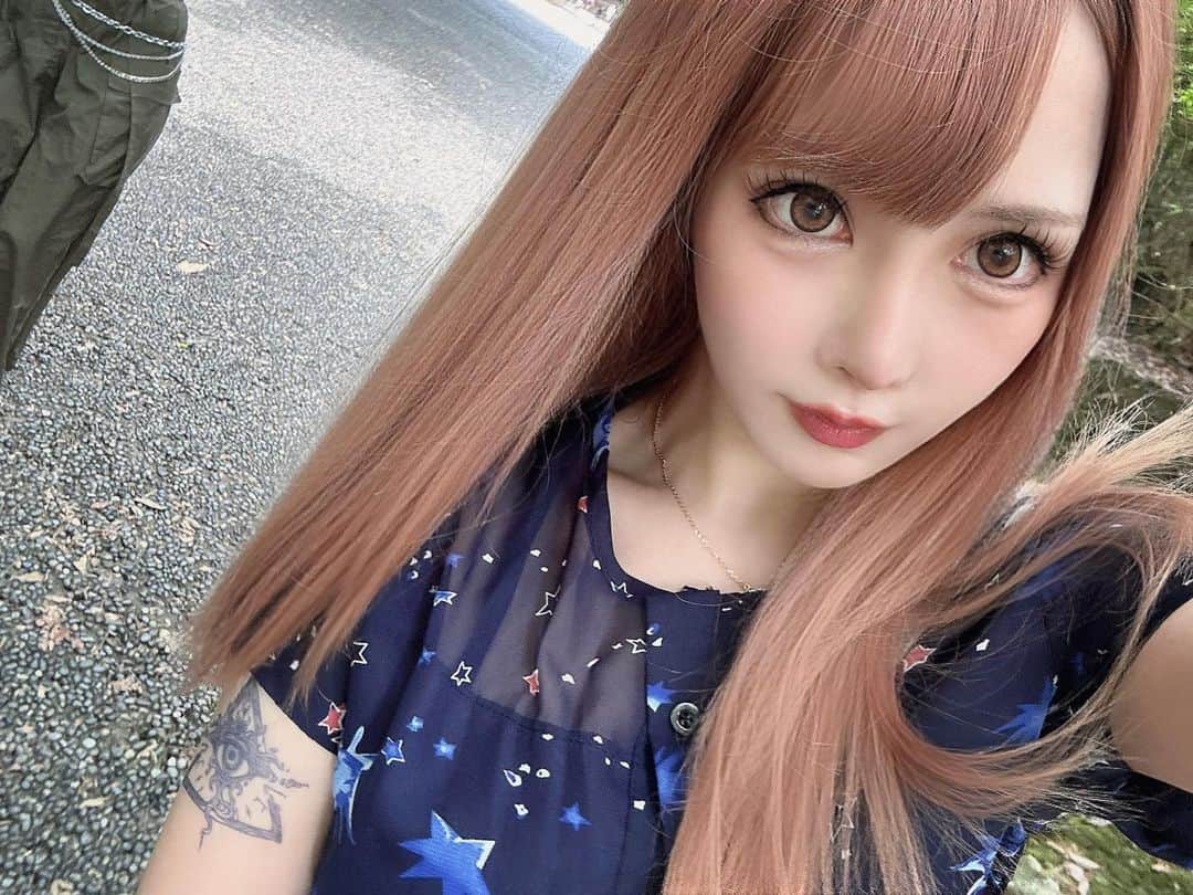 らむめろのインスタグラム：「💐 ⁡ 最近のSHEIN購入品🩷 ⁡ お気に入りはタトゥシール！ 貼ってから24時間経つと 色が浮かび上がってくるの🪬 ⁡ タトゥシール貼って2週間経つけど まだ剥がれてなくてすごいw ⁡ ⁡ 🎟SHEINクーポンコード 【ramumero】 ⁡ 購入金額1～5,999円で15%OFF 6000円以上は20%OFFになるよ🛒🖤   ⁡ ⁡ #ad #SHEINforAll #shein #code #outfit #ootd #라무메로 #패션그램 #穿搭日常 #タトゥーシール」