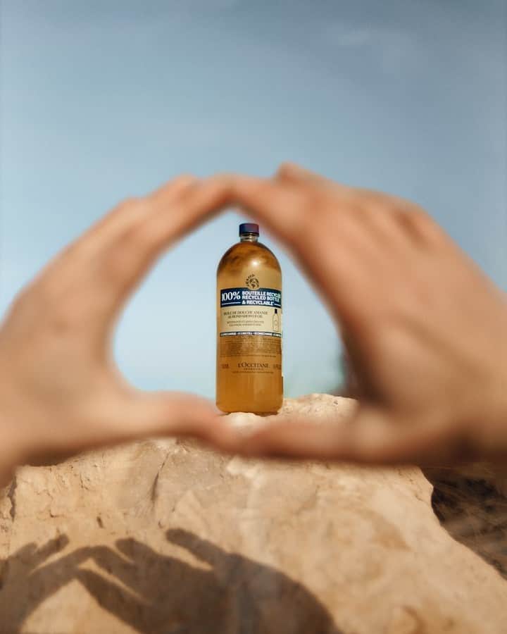 ロクシタンのインスタグラム：「Spread the news! L'Occitane en Provence is B Corp Certified! 🎉⁣ ⁣ So what is B Corp? “B” stands for “Benefit for All." This certification means businesses meet the highest standards of verified social and environmental performance, public transparency, and legal accountability. We are so excited to be a part of the forward-looking movement in bettering the planet. 💛」