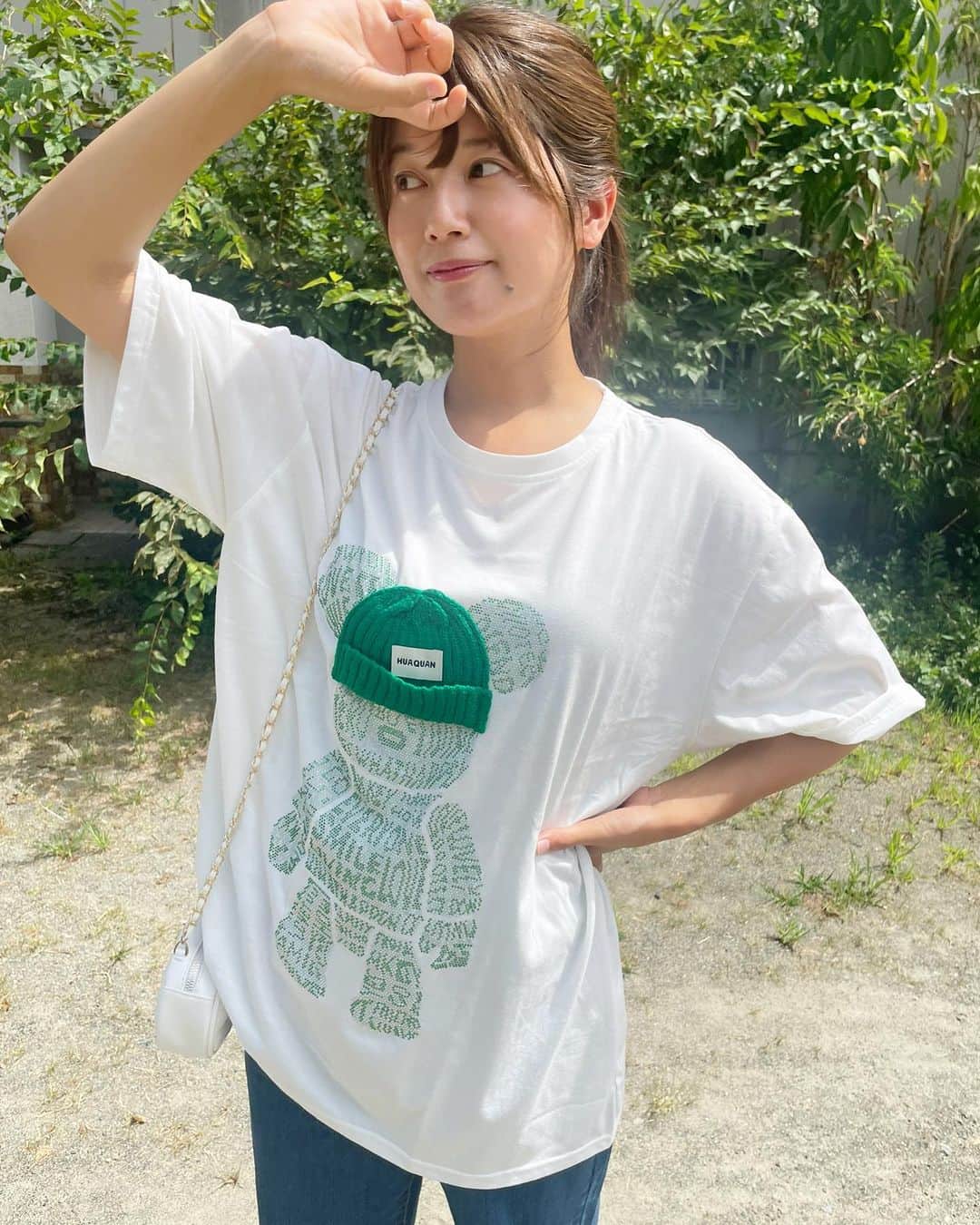 小林礼奈のインスタグラム：「一目惚れでゲットしたかわいいクマちゃんTシャツ🐻。どこのか聞かれる😁 タグ付けしとくねー🌟」