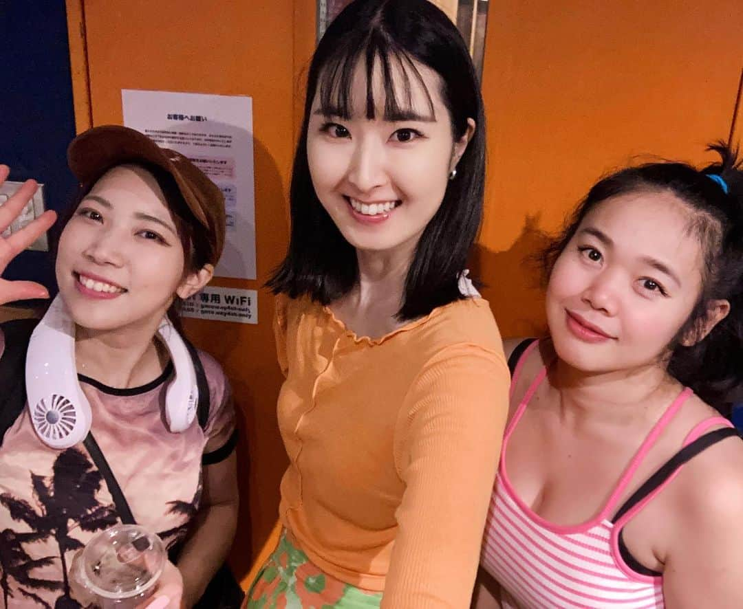 大久保初夏さんのインスタグラム写真 - (大久保初夏Instagram)「MiMiちゃん　私　珠奈  明日ライブ！  #渋谷 #リハスタ」8月31日 22時17分 - shokaokubo