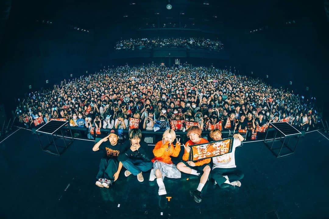 syudouのインスタグラム：「露骨ツアーファイナルzepp diver city 沢山来てた会場でやれて楽しかった🧸 また会おうねマジで、良い夏だホント」