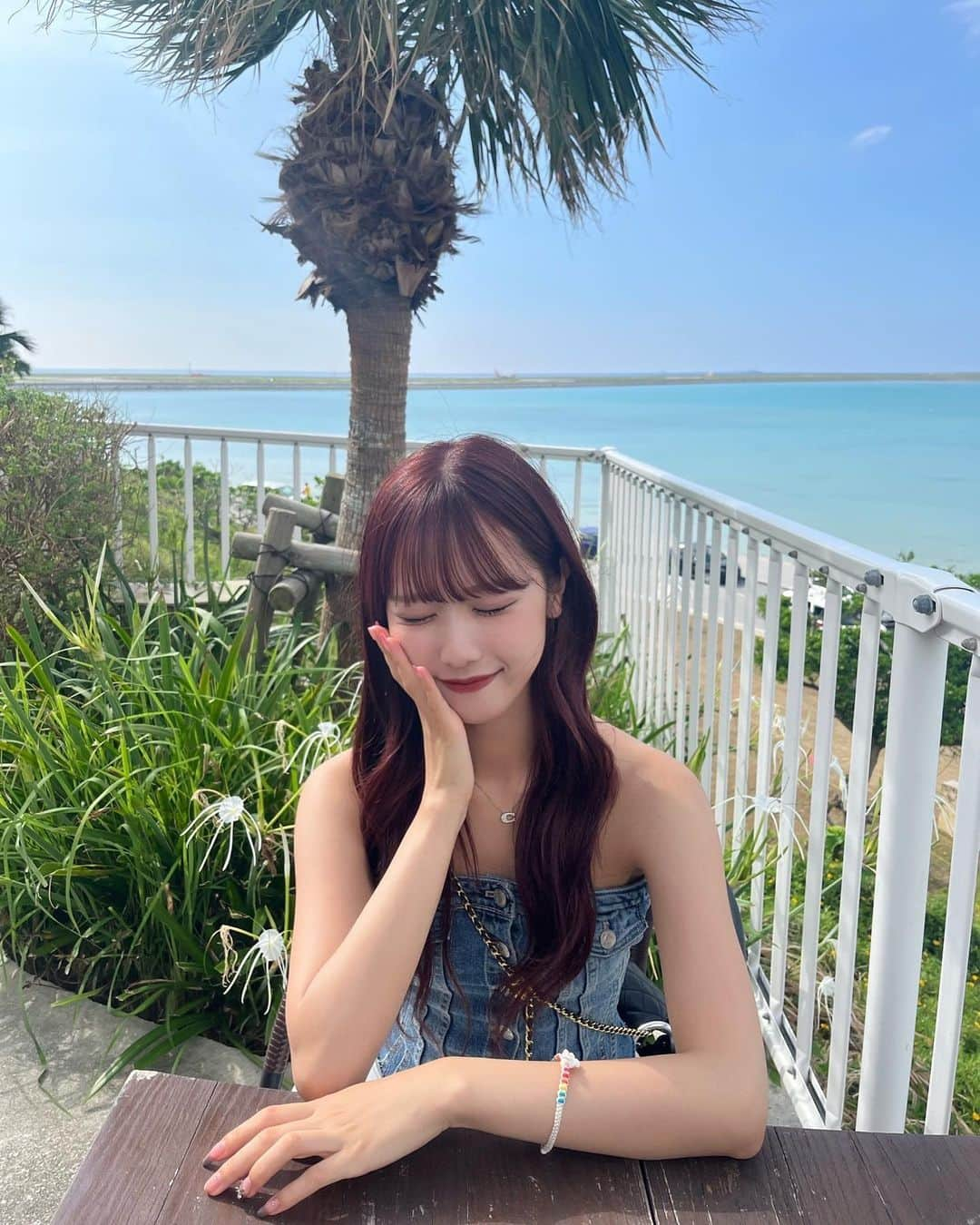 鈴木遥夏のインスタグラム：「🏝🏝」