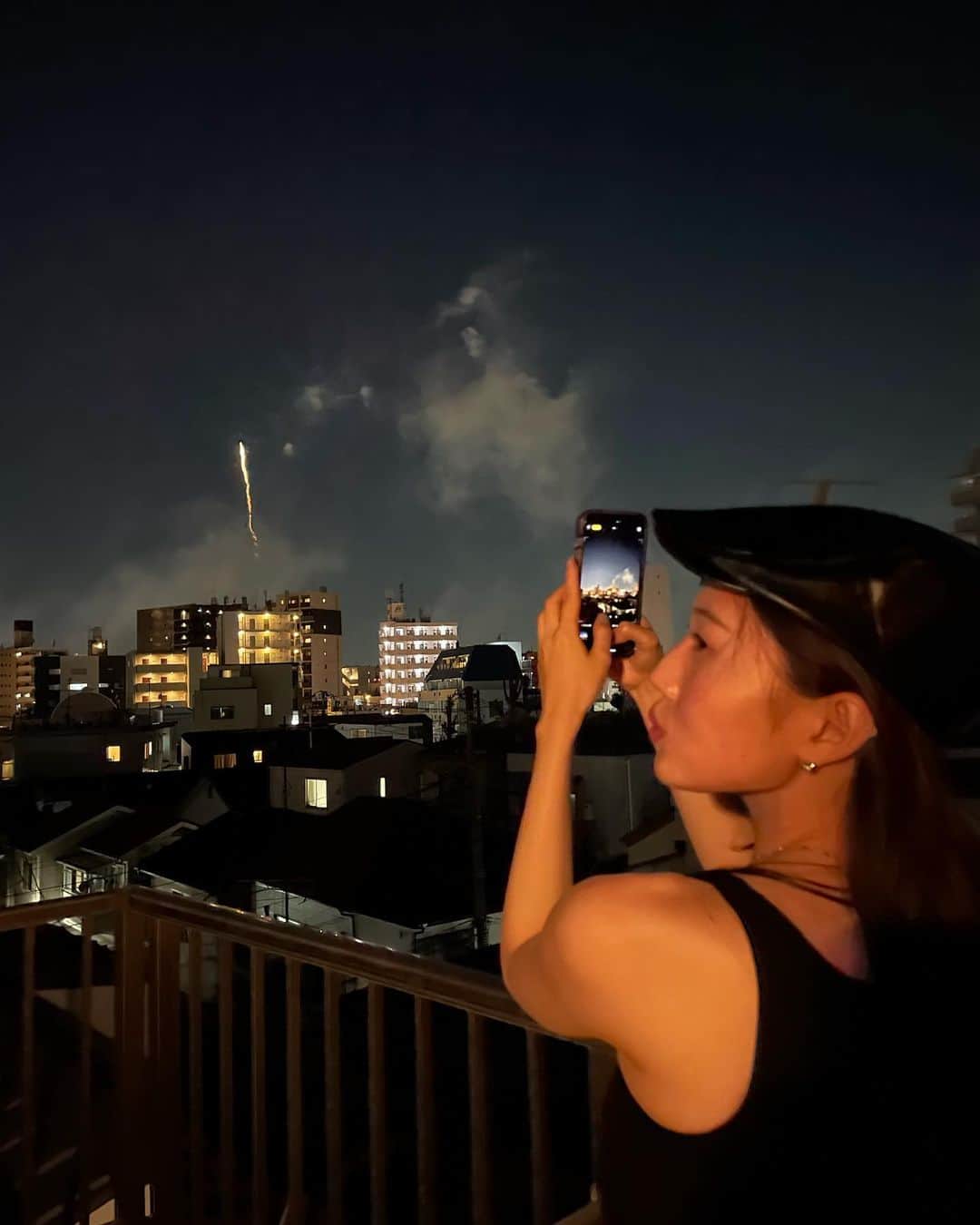 増澤璃凜子さんのインスタグラム写真 - (増澤璃凜子Instagram)「𝐺𝑂𝑂𝐷 𝐵𝑌𝐸 𝑀𝑌 𝑇𝑊𝐸𝑁𝑇𝐼𝐸𝑆 𝑆𝑈𝑀𝑀𝐸𝑅🩵 ⁡ 綺麗な海に沢山行って、 友達とも沢山楽しい思い出が出来た！ ⁡ 心残りな事は少しあるんだけども、 完璧に過ごせる事はなかなか難しいし、 それでもかなり楽しく過ごせたな！幸せだ🥰 ⁡ #goodbyeaugust」8月31日 22時27分 - ririkomasuzawa