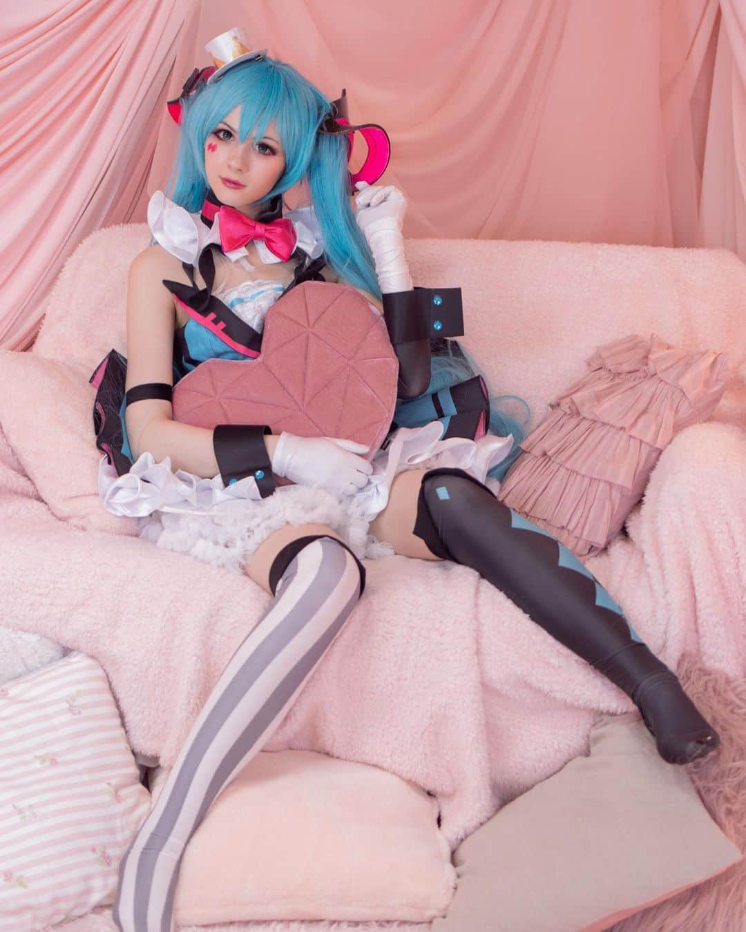 Hirari Ann（ヒラリー アン）のインスタグラム：「HAPPY BIRTHDAY MIKU!  I love you! 🥰💕💕💕💕💕💕💕  #初音ミク」