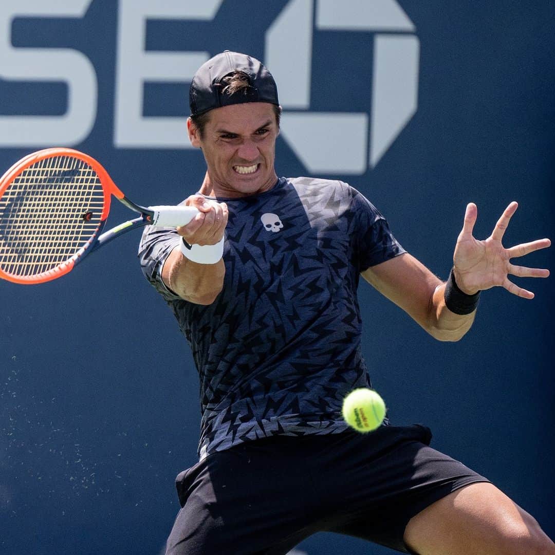 ハイドロゲンのインスタグラム：「🔥 Fire up the courts with Federico Coria and his game-changing style!  Watch him at USOpen'23 in the dynamic Hydrogen tennis uniform, leaving an unforgettable mark both on and off the court.💥  shop at www.hydrogen.it THUNDERS TECH TEE  #hydrogen_official #tennisuniform #usopen #luxurysportswear」
