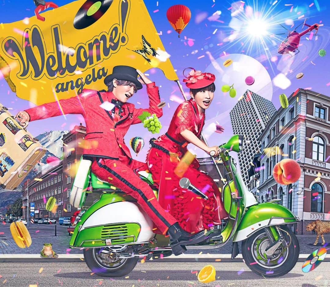 atsukoのインスタグラム：「11枚目のオリジナルアルバム『Welcome!』 10月25日発売🍑  ツアーは 10月28日から 福岡、岡山、大阪、台湾、宮城、香港、愛知、東京とまわります🍇  いつでもどこでもWelcome!だよ♥  #angela_jpn #angela_welcome #animesong #anime #anisong」