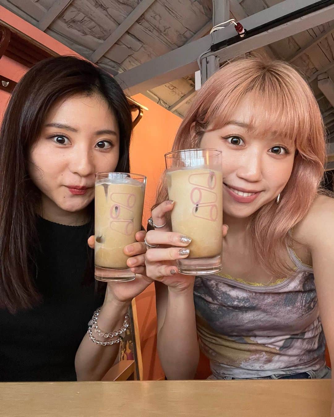 日下このみのインスタグラム：「夏の思い出💭  会いたい人に会えて 行きたかったところに行けて 食べたかったものを食べて  浄化された楽しい夏でした🧚🏼‍♀️  まだまだ暑いけど今日で 8月も終わりなのでひとまず🌻」