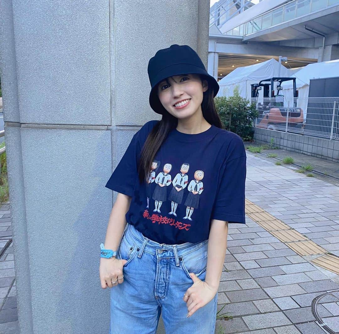 逢田梨香子のインスタグラム：「いよいよ今日で夏が終わりそうですね🍉 まだまだ暑いけど、、、  今年の夏を振り返ってみたけどプライベートではとくに思い出なかった。あっても全然写真撮らないがち。」