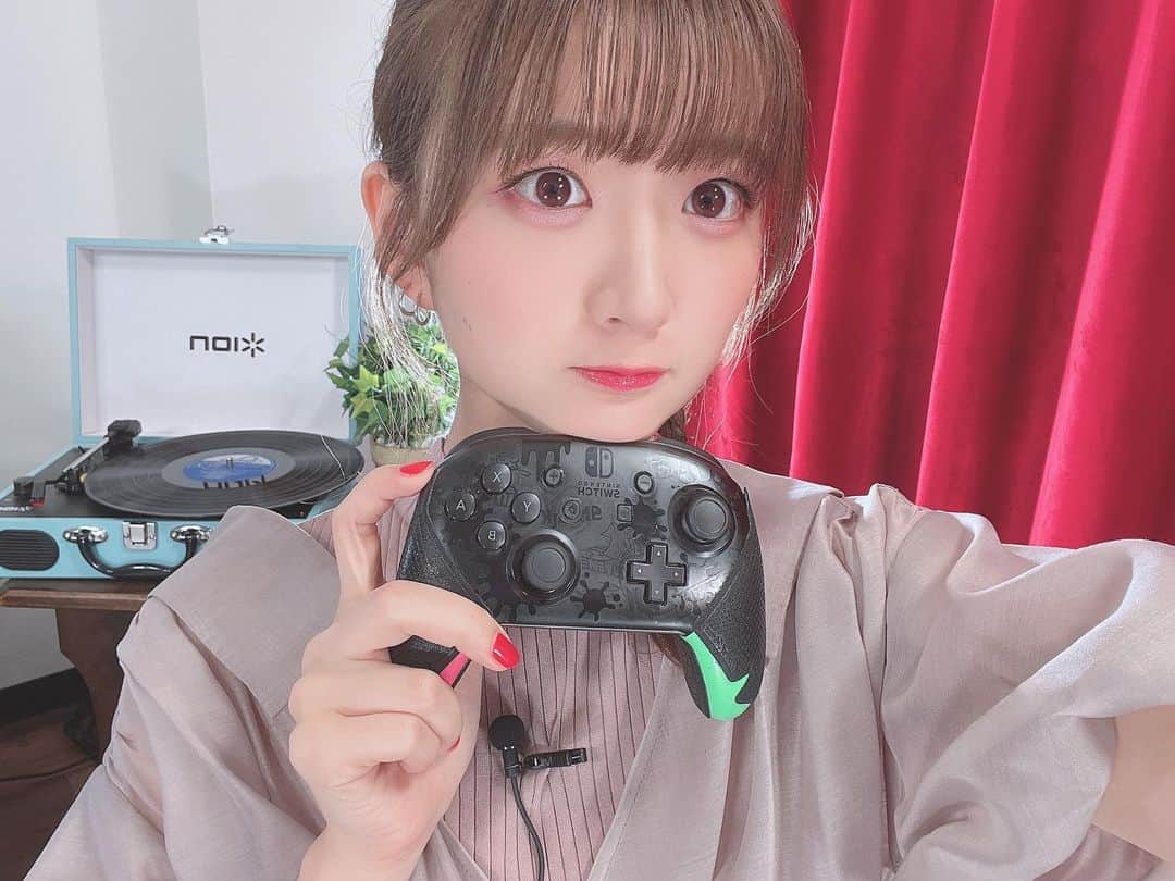 のインスタグラム：「ほらぁげぇむ。。人生初でした。 今日もとっても楽しかったな。 アーカイブもぜひ！❤︎ #やや綺譚 #声優 #生放送 #ゲーム実況 #つぐのひ #ホラーゲーム」