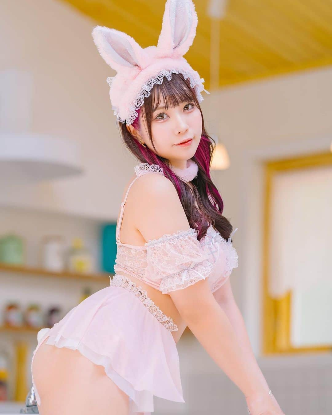 ないるさんのインスタグラム写真 - (ないるInstagram)「あまえんぼうさぎ🐰🎀  撮影会で撮ってもらった 写真をまとめてみたよ💖  #クリアストーン #コスプレ #グラビア」9月1日 8時15分 - nairuru.i