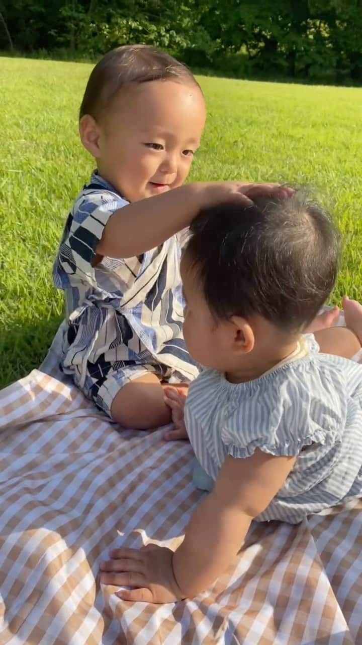 ERIKAのインスタグラム：「1年前くらいのBabies🌞✨」