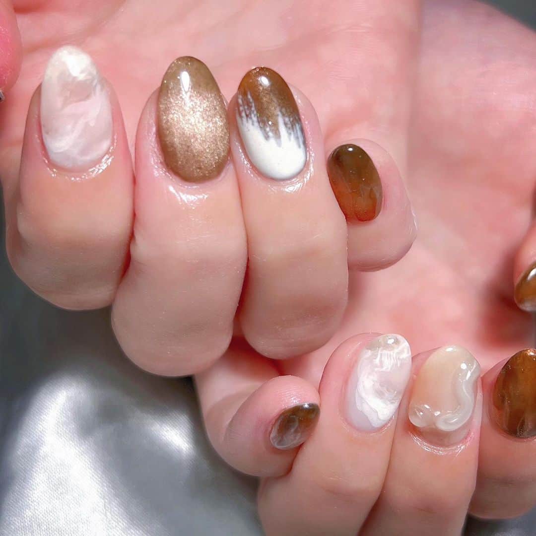 なかやまちえこさんのインスタグラム写真 - (なかやまちえこInstagram)「あきいろネイル🍂⠀ ⠀ @_yumi_fujita_ さん⠀ #nail #nails #nailart #ネイル #美甲 #ネイルアート  #japanesenailart #manucure #japanesenails #manicurist #gelnails #أظافر #네일아트 #미용  #เพ้นท์เล็บ #artedeuñas #เพ้นท์เล็บเจล #ジェルネイルデザイン #ネイルデザイン #nagelkunst #ニュアンスネイル #秋ネイル #autumnnail⠀ @aby_sharenail ⠀ @emena_nail.official @pregel.jp」9月1日 0時01分 - chiekonakayama