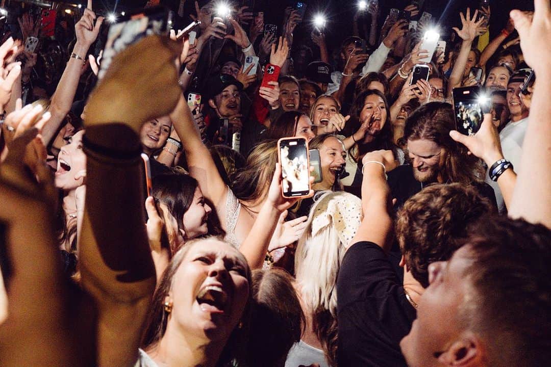 The Lumineersのインスタグラム：「Somerset Wisconsin 8.29.23」