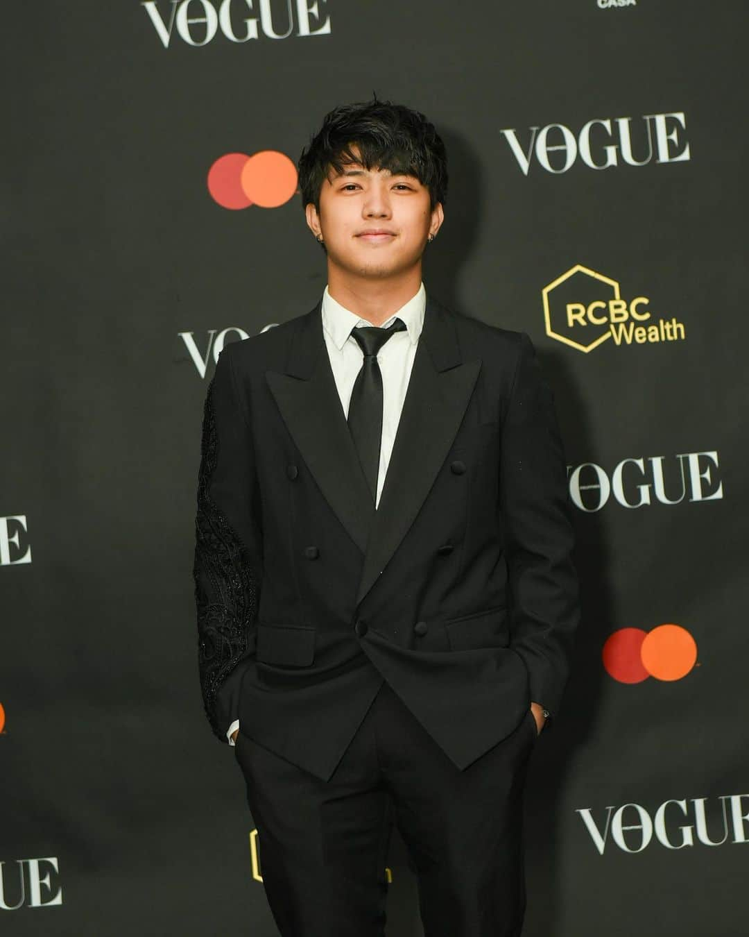 Ranz Kyleさんのインスタグラム写真 - (Ranz KyleInstagram)「Vogue 🖤   @voguephilippines  #voguegala2023」9月1日 0時37分 - ranzkyle