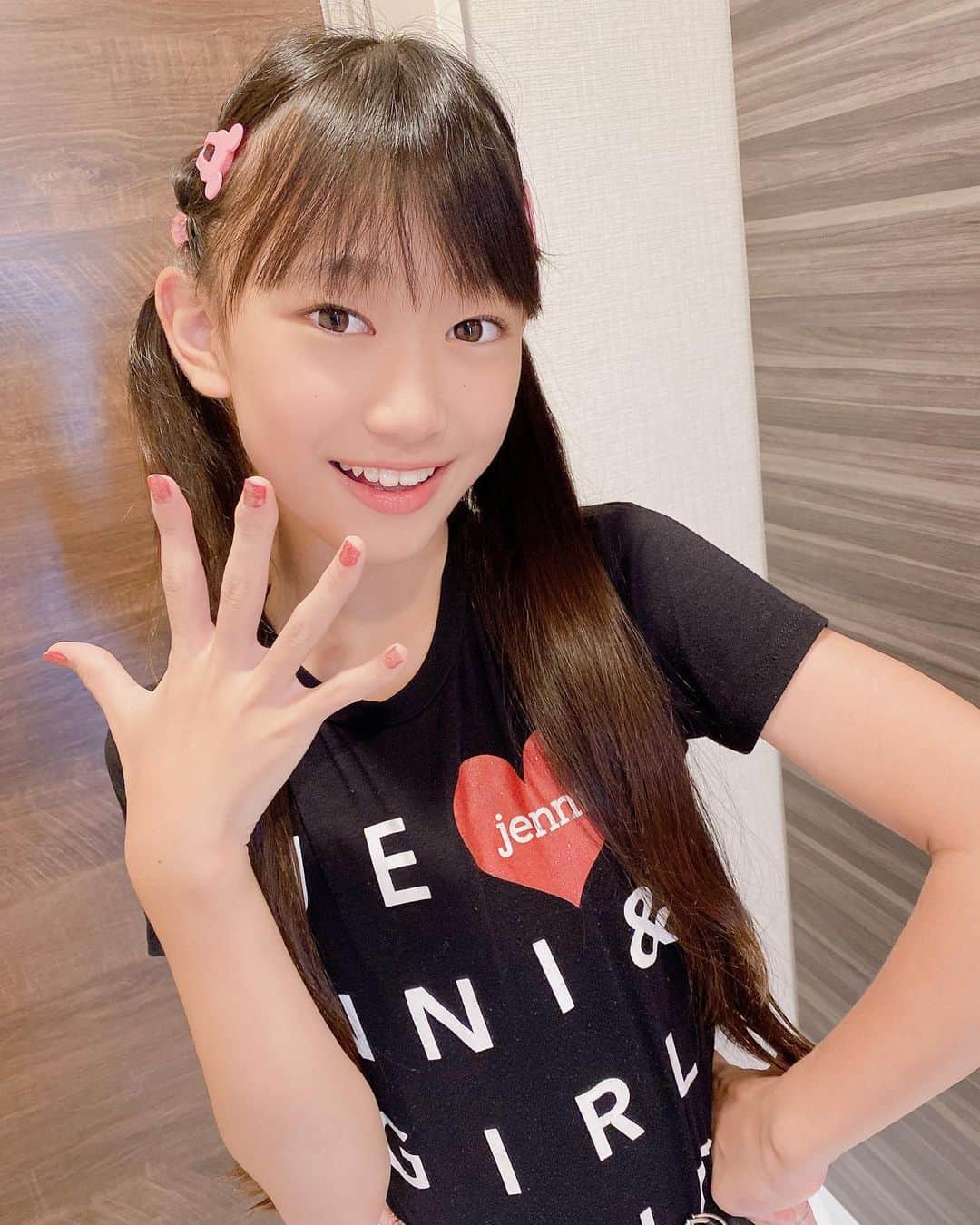 藤林夢さんのインスタグラム写真 - (藤林夢Instagram)「💗藤林夢(Yume)💗 @yumemama.mini 🏫小学6年生です💕💕 ...