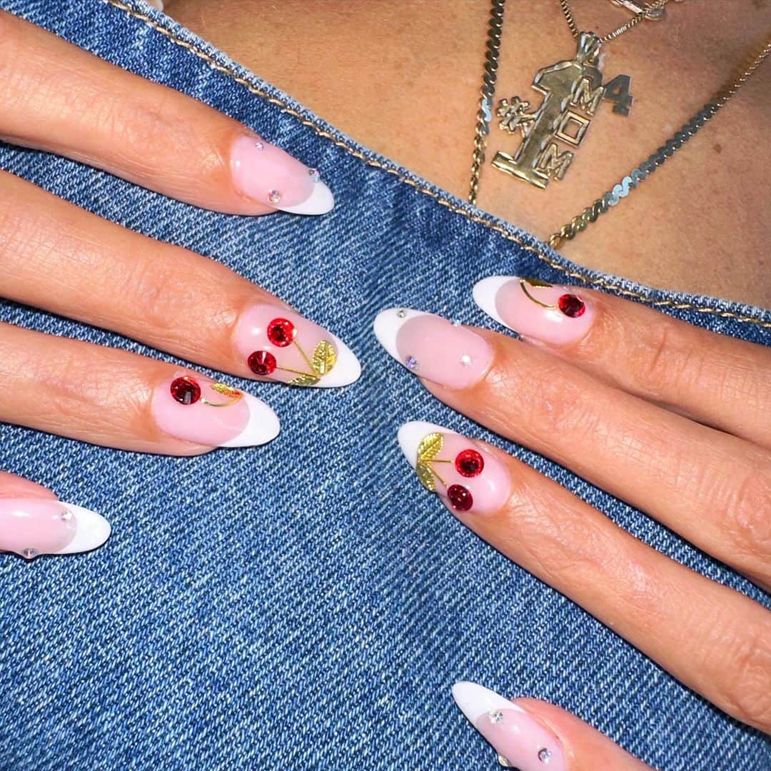 安田直美のインスタグラム：「Cherry 🍒💅🏽 @sabel_boo   Product I used  @opi bubble bath  @apresnailofficial French manicure white  @swarovski light Siam and AB cryatal   #cherrynails #gelnails」