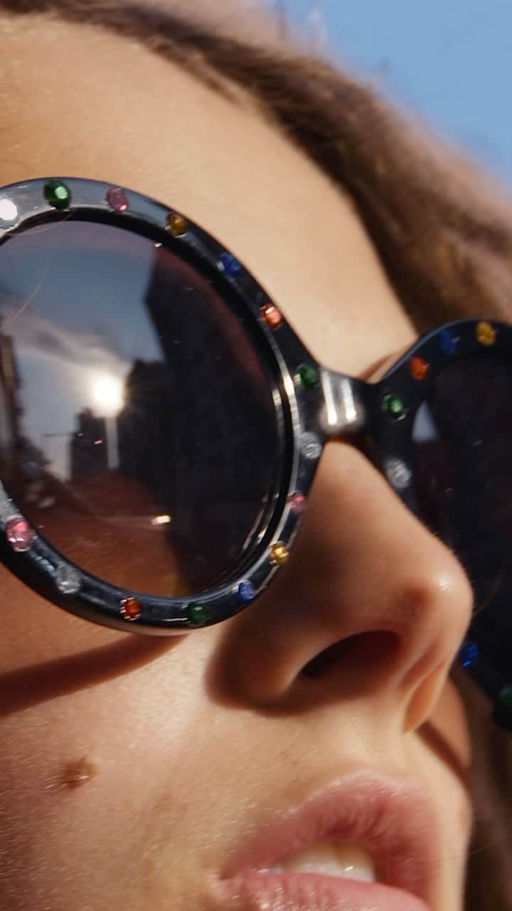ケイト・スペードのインスタグラム：「See things differently this season. #katespadeny」