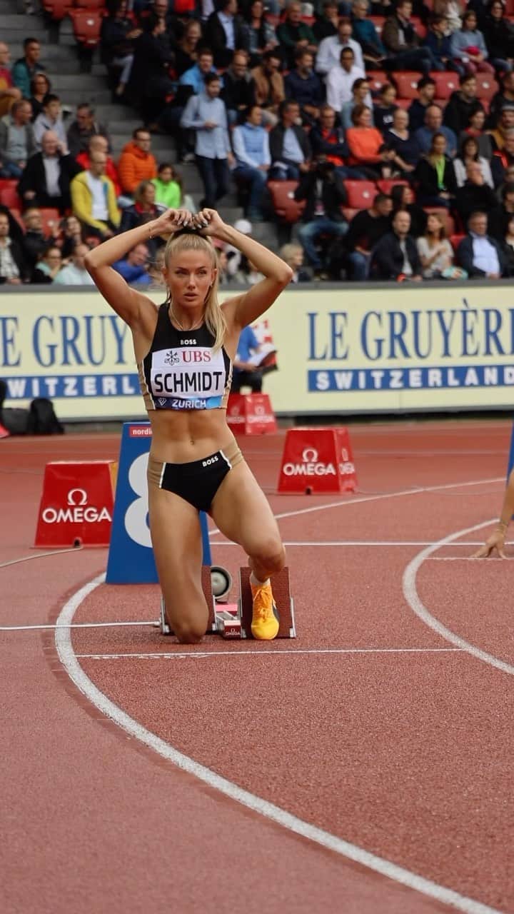 アリカ・シュミットのインスタグラム：「Ladies and gentlemen: ✨HER✨ Alica Schmidt @ Weltklasse Zürich 2023  @alicasmd   #weltklassezürich #ZurichDL #alicaschmidt #400m #boss #athlete #running」