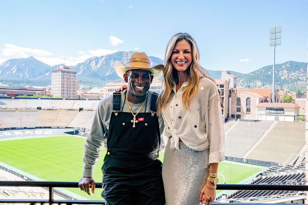 エリン・アンドリューズのインスタグラム：「Thanks for the visit @erinandrews ⛰️」