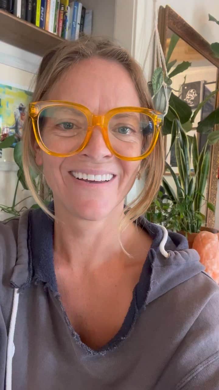のインスタグラム：「ENTERING GRAD SCHOOL  #sf #gradschool #psychology #ciis #somatics #lipreading #jimcarrey」