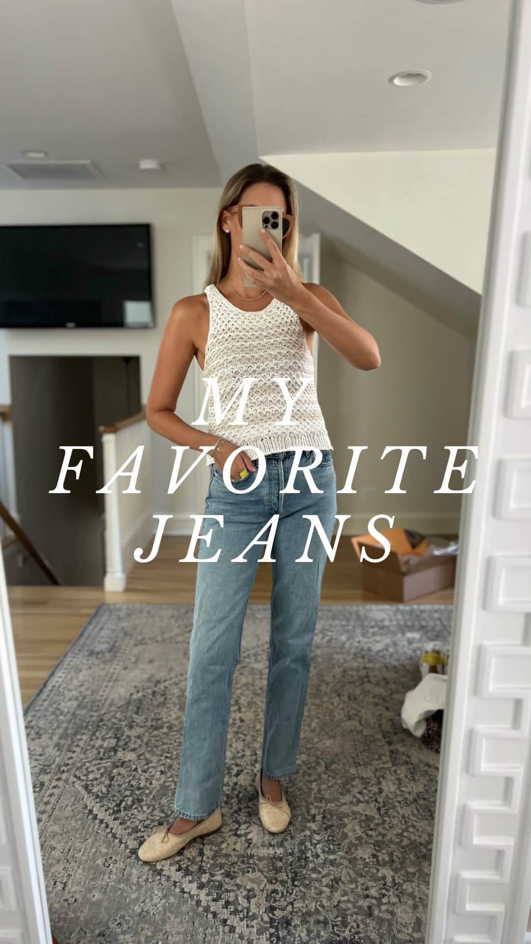 Anna Jane Wisniewskiのインスタグラム：「The jeans i can’t stop wearing (some are a year or two old but still available!)  https://liketk.it/4hF1M  #denim #millenialstyle #momstyle #bestjeans #stylereels」