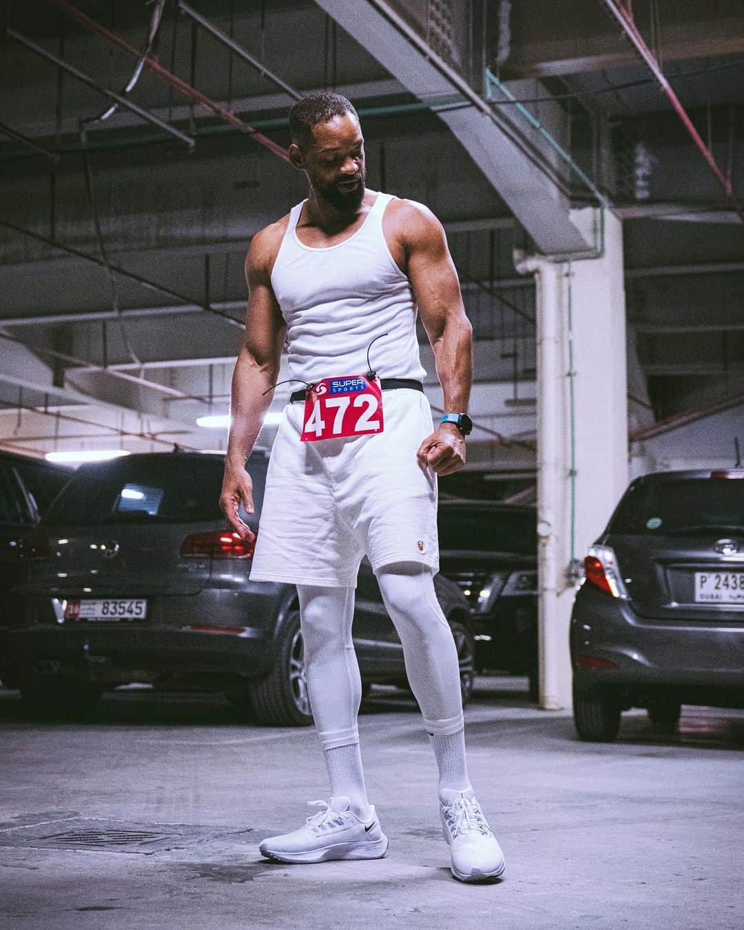 ウィル・スミスのインスタグラム：「Me feelin’ real confident right before running a 5K in Dubai when it was 100°F/38°C!! Damn near WRECKED me hahaha  📷 @jas」