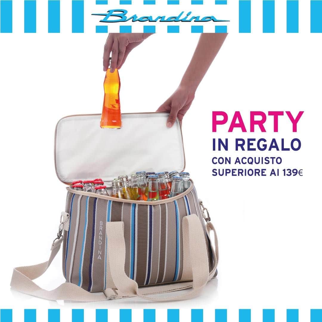 ブランディーナのインスタグラム：「Acquista online per un valore superiore a 139€ e ottieni gratuitamente "Party", la borsa frigo by Brandina. Ottima per un pic-nic o per una giornata al mare!✨  👉Approfitta subito di questa incredibile  promozione che dura solo fino all'8/09/2023!   Aggiungi i prodotti che ami al carrello e raggiungi il totale di 139€, senza la necessità di inserire codici sconto, riceverai la borsa frigo "Party", perfetta per goderti a pieno la tua giornata di mare.✔️」
