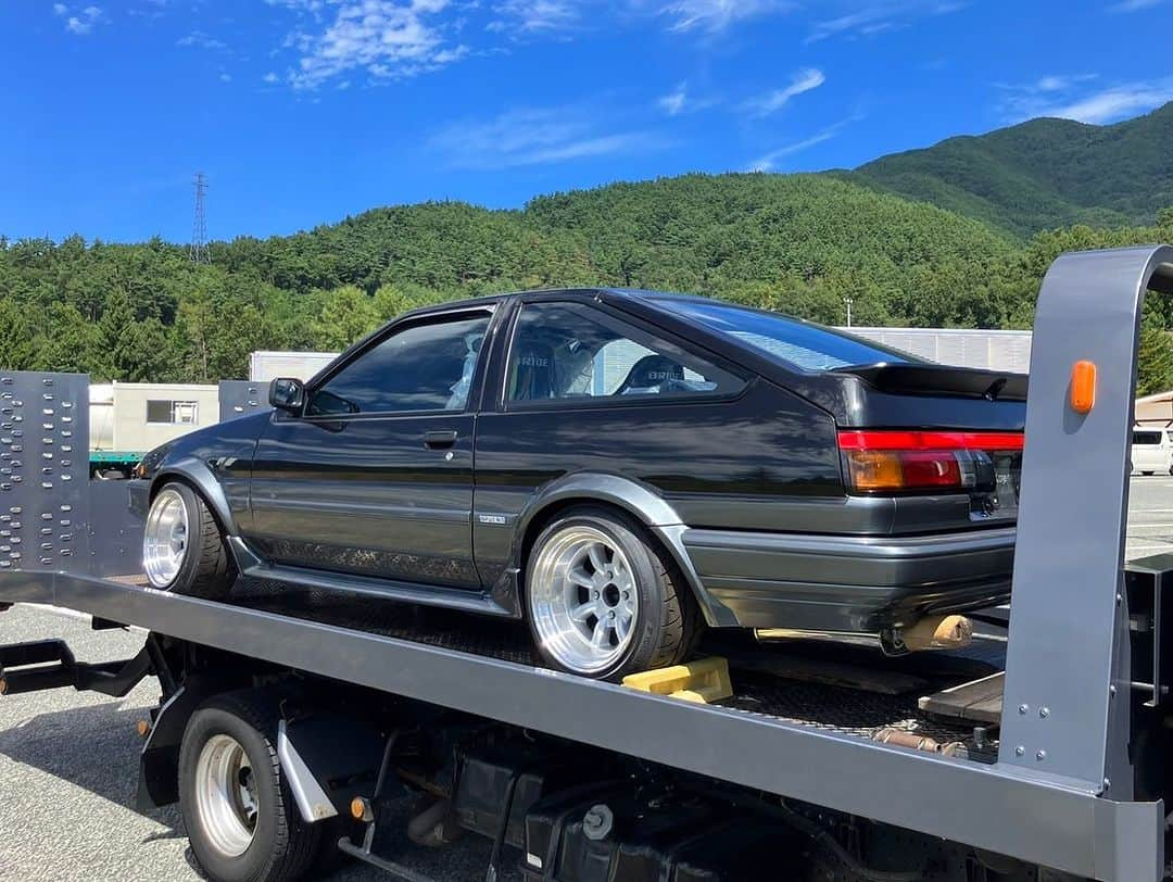 谷口信輝さんのインスタグラム写真 - (谷口信輝Instagram)「AE85トレノですが… だいふ形になってきた。 次はハーネス作成の為、ガレージインフィニティさんへ。9月24日富士86styleに展示予定です。間に合うかな？ #toyota #ae86 #小泉商会 #ガレージインフィニティ #富士スピードウェイ #86style」9月1日 14時54分 - nobuterutaniguchi