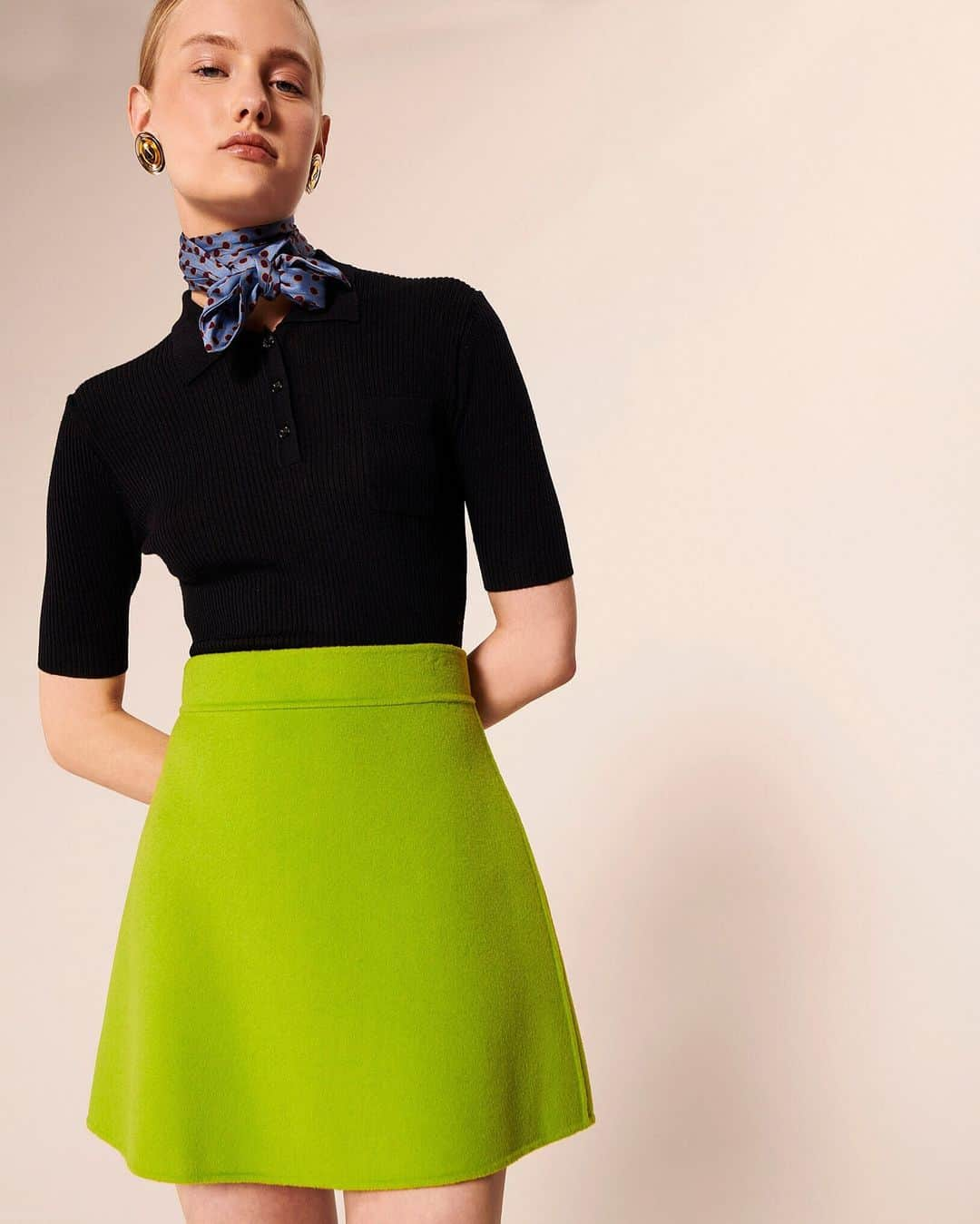 タラジャーモンのインスタグラム：「The sumptuous Jaina skirt  #tarajarmon#greenlovers#fashion#FW23#newin」