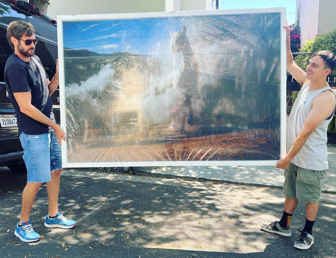 マイケル・ミュラーさんのインスタグラム写真 - (マイケル・ミュラーInstagram)「How is that empty white wall of yours??? Maybe it’s time……, a couple huge HORSE prints avail.」9月1日 7時36分 - michaelmuller7