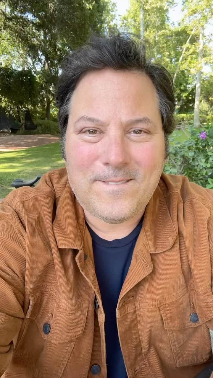 のインスタグラム：「I had an incredible year meeting five amazing caregivers on #TheCareGiverSeries and I want to keep sharing the care with even more families! If you haven’t already, check out TheCareGiverSeries.com and stay tuned for some awesome stories coming soon #sponsored by Jazz Pharmaceuticals」