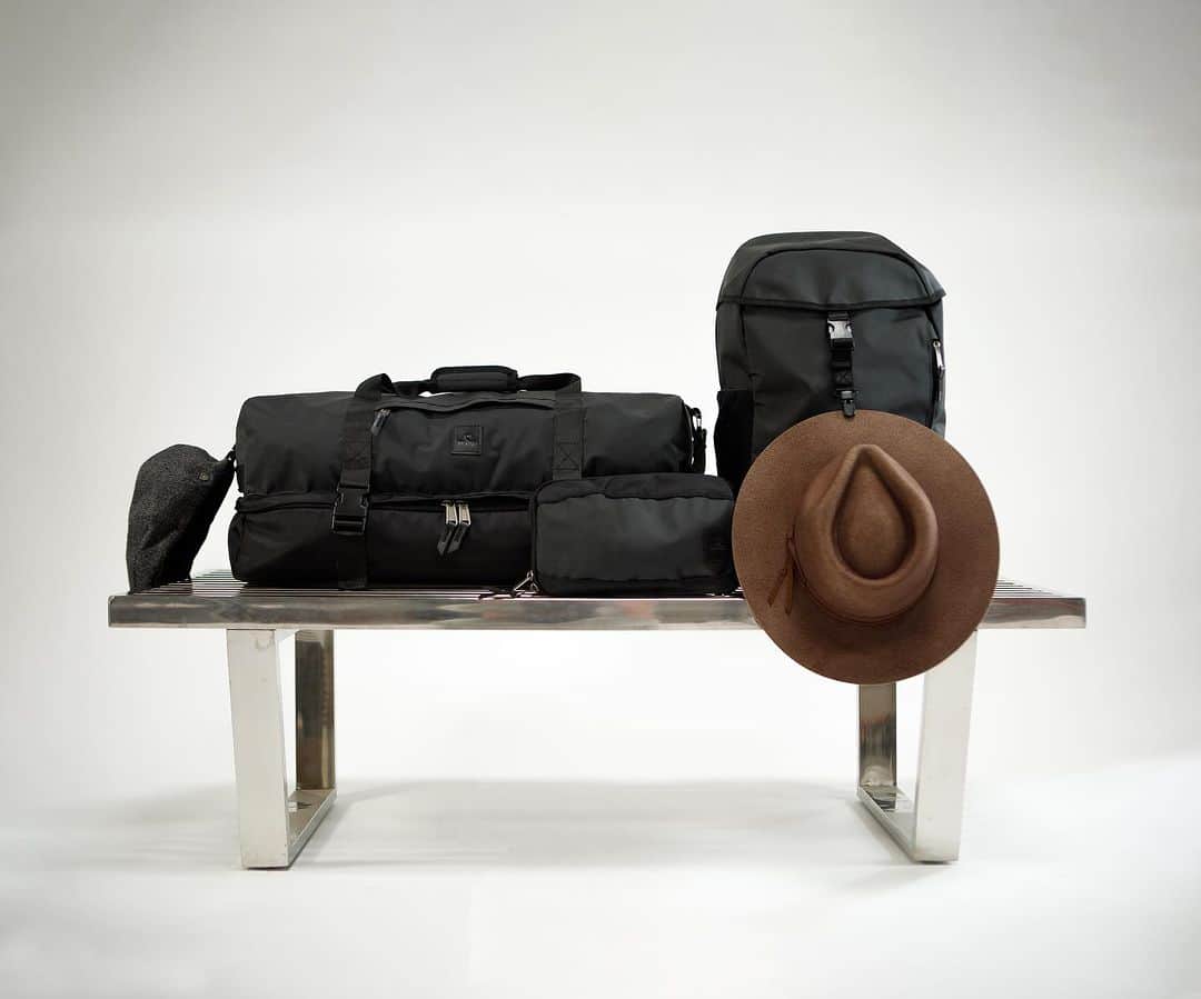 ブリクストンのインスタグラム：「It’s here, The Commuter Series - for all your weekend travel needs. Get it in-store and online while supplies last.」