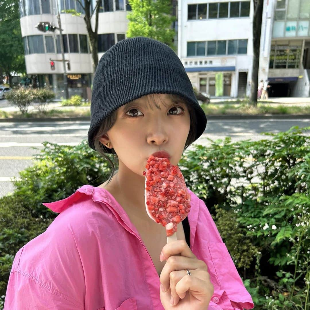 渡邉幸愛さんのインスタグラム写真 - (渡邉幸愛Instagram)「夏の思い出たち😊🌻 今日から9月！秋めいてくるのかな〜？」9月1日 8時52分 - koume_watanabe.official