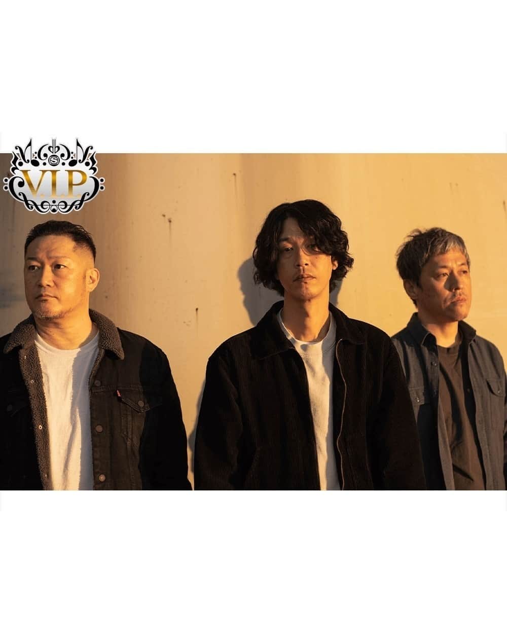 のインスタグラム：「. ＼\9月のイチオシアーティストはGRAPEVINE 🎉/／  👑V.I.P. ―GRAPEVINE―👑  【放送日時】 9/25(月)22:00～23:00  【番組紹介】 9月27日にニューアルバム「Almost there」をリリースするGRAPEVINE。  1993年に活動を開始し、活動30年周年をむかえる彼らが、バンド結成の土地・大阪で、ゆかり場所や人のもとを訪れ、彼らの活動の軌跡を振り返ります✨  さらに、新譜を通して、“いま”のGRAPEVINEの魅力を紐解きます🔍  〈関連番組〉 ◆GRAPEVINE MUSIC VIDEO SPECIAL 放送日時：9/25(月)23:00～23:30  #GRAPEVINE #スペシャ」