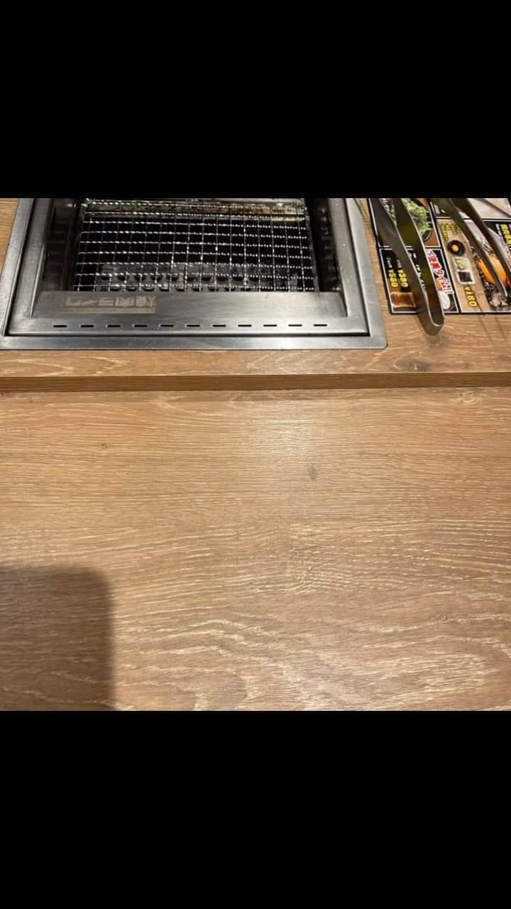 サンプラザ中野くんのインスタグラム：「動物ぢゃない焼肉　残酷ぢゃない焼肉　#2997 #5634 #😎✌ #✌️egan」