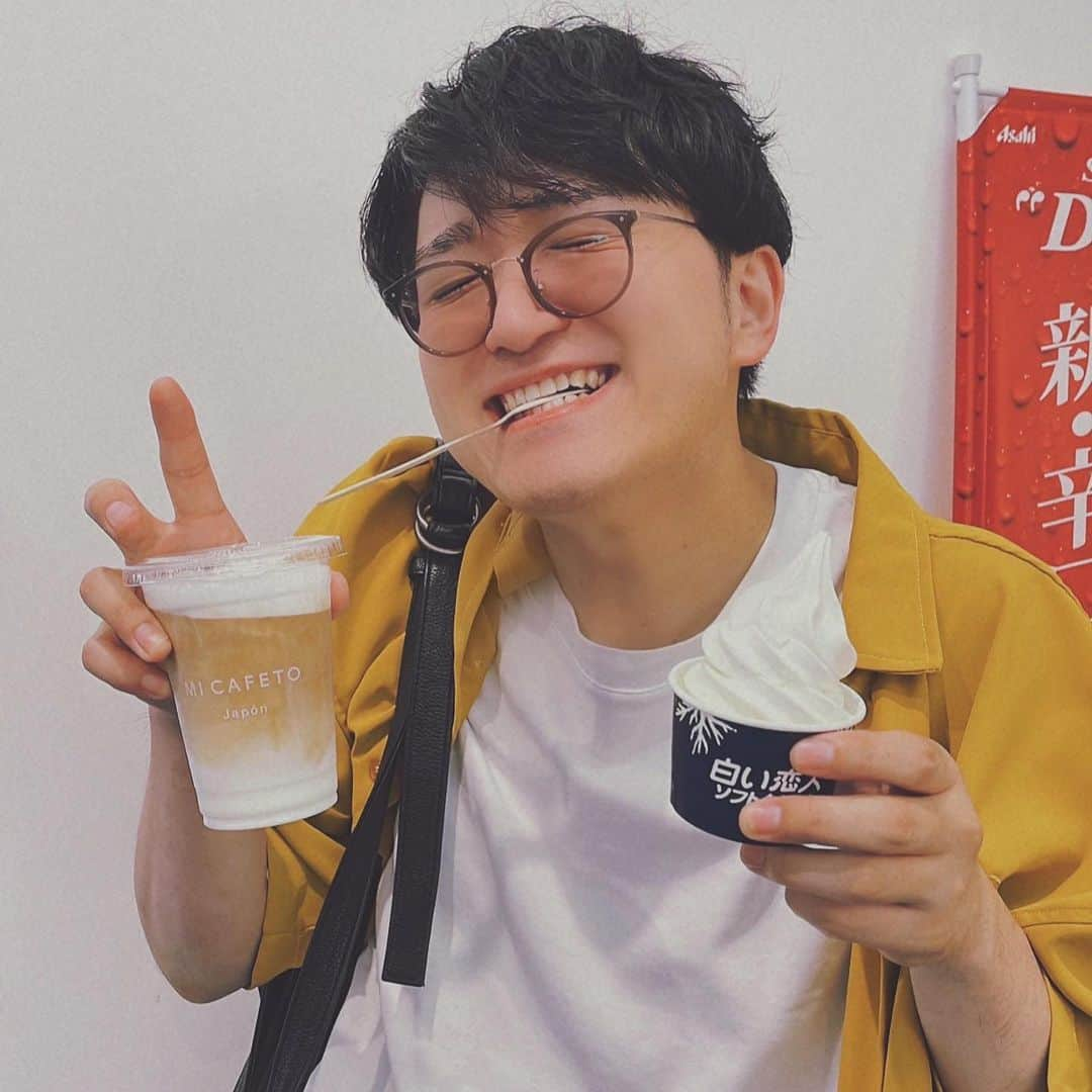 工藤秀平さんのインスタグラム写真 - (工藤秀平Instagram)「9月も気楽にがんばっていきましょう〜☕️🍨」9月1日 10時25分 - kkshuhei