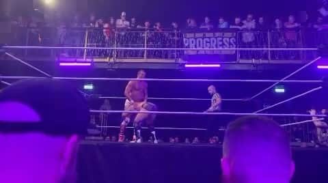 デイビーボーイ・スミス・ジュニアのインスタグラム：「Well there’s a first for everything. And I am Canadian afterall. 😅🇨🇦🤼‍♂️. Here’s the Canadian/British/Italian/Persian/Japanese destroyer in the NOW. 🇨🇦🇬🇧🇮🇹🇮🇷🇯🇵 #canadiandestroyer」