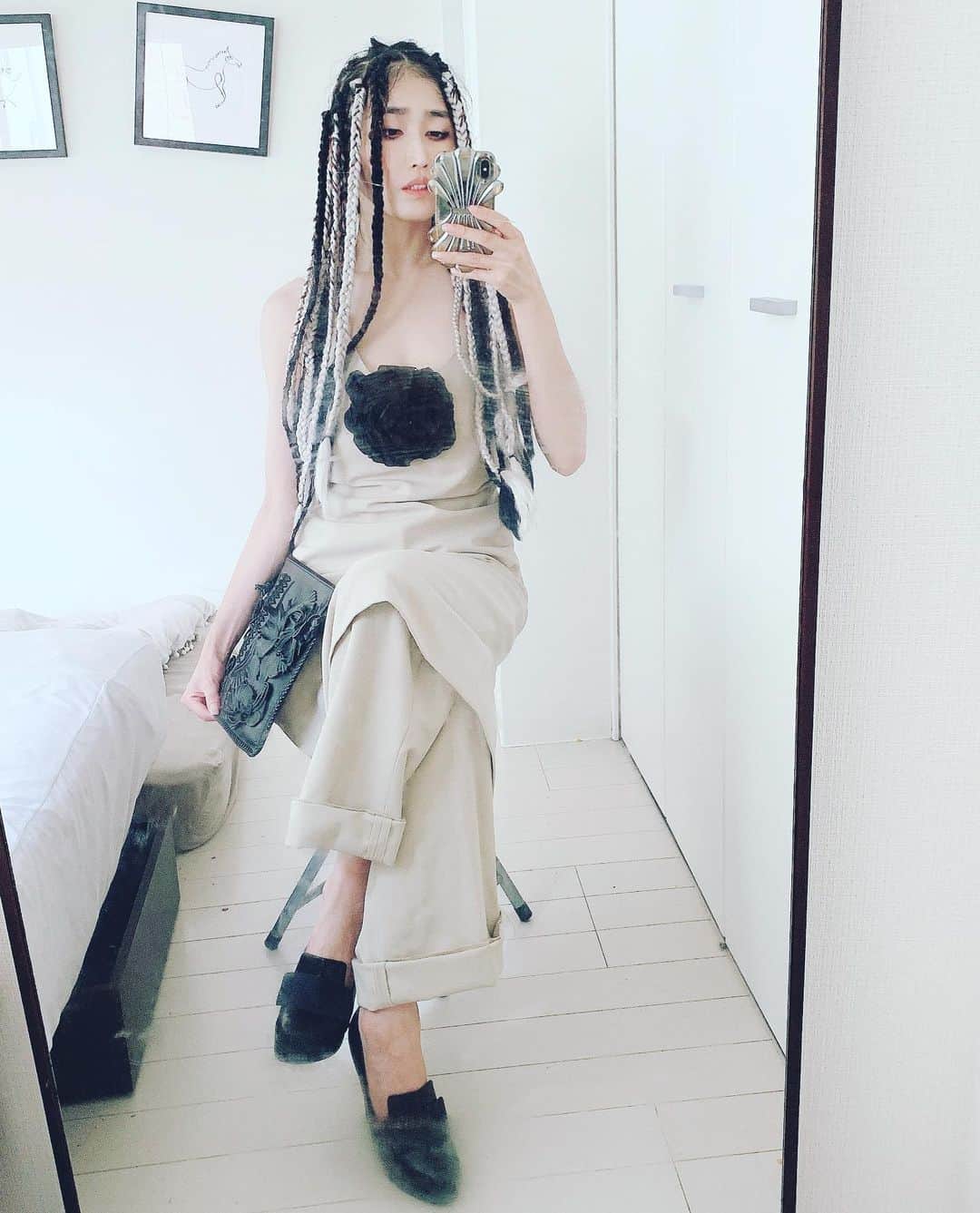 峰なゆかさんのインスタグラム (峰なゆかminenayuka)