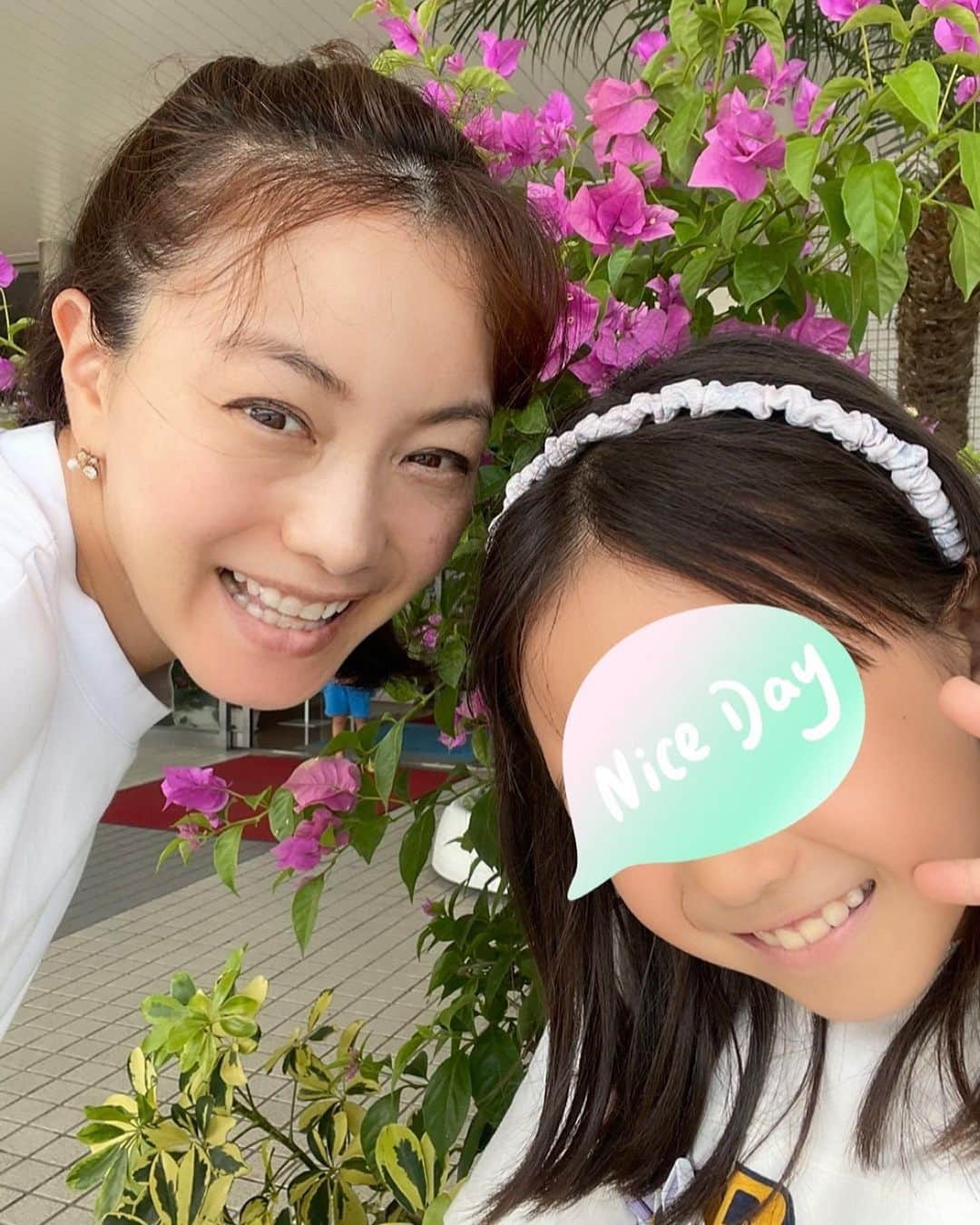 のインスタグラム：「実家に帰省すると 両親のありがたさと 実家の居心地の良さが 身に染みたなあ☺️  お墓参りもでき 近況報告が出来て安堵しました また、次帰省できる日まで✨  #夏休み  #宮崎  #帰省  #9歳  #4歳 #思い出」