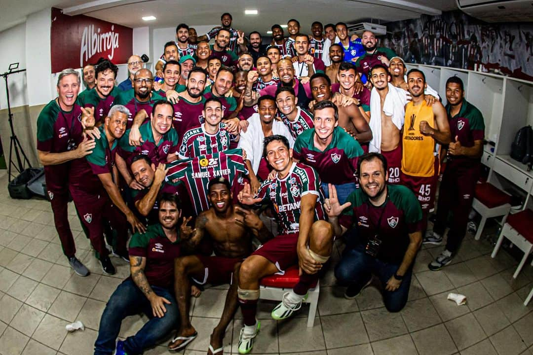 フェリペ・メロさんのインスタグラム写真 - (フェリペ・メロInstagram)「Classificados, graças a Jesus!! #obrigadoJesus #Seguimos #Fluminense 💚❤️🦁」9月1日 12時19分 - felipemelo