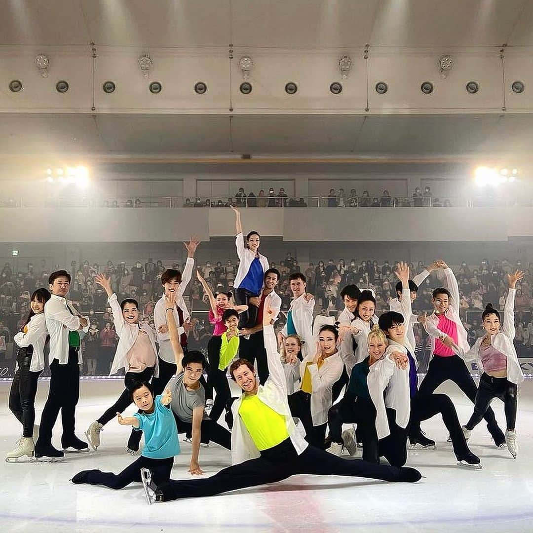 ジェイソン・ブラウンさんのインスタグラム写真 - (ジェイソン・ブラウンInstagram)「📸⛸️ #foi2023 #photodump 🎌  #friendsonice #japan #shinyokohama #figureskating #skating #iceskating #show #iceshow #フレンズオンアイス @foi2023_official_account」9月1日 12時46分 - jasonbskates